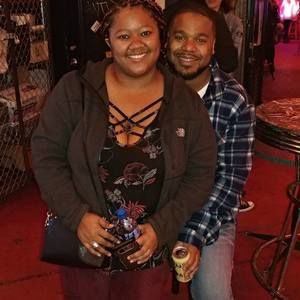 Meet your Posher, Leslie